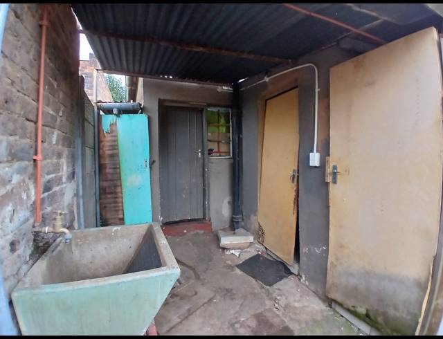 5 BEDROOM HOUSE FOR SALE IN ELSBURG